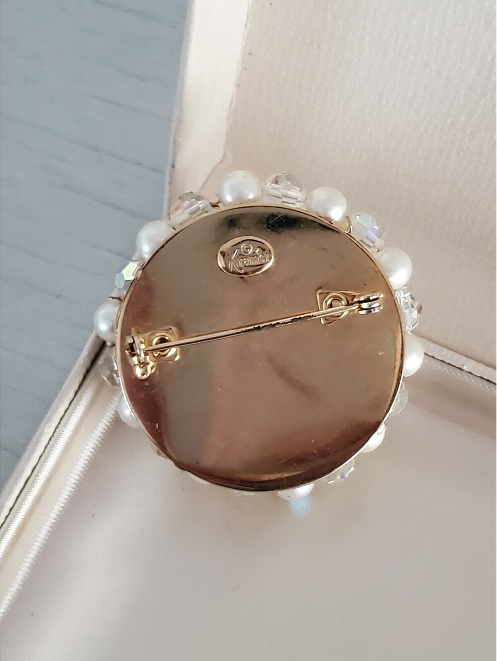 Vintage Signed Kramer Pearl & Aurora Borealis Crystal Cluster Cha-Cha Brooch Pin - Picture 3 of 7